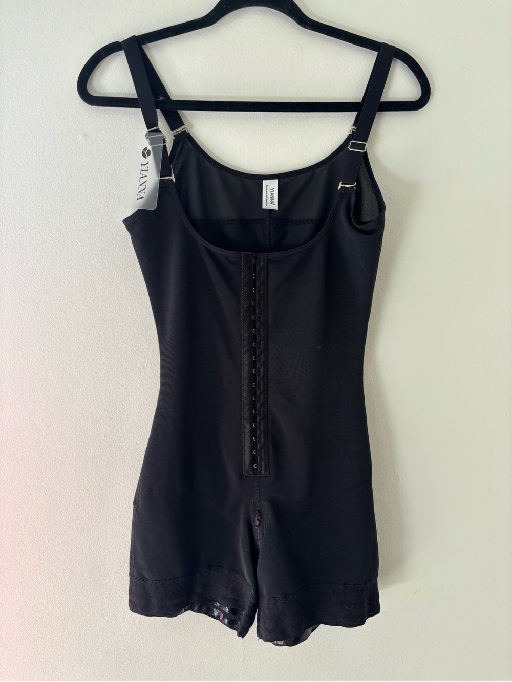 NWT Yianna Black Sculpting Shapewear Bodysuit